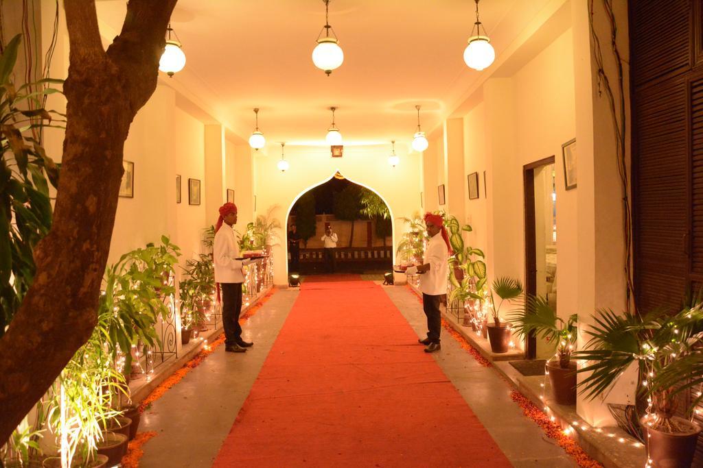 Heritage Khandwa Haveli Hotel Jaipur Bagian luar foto