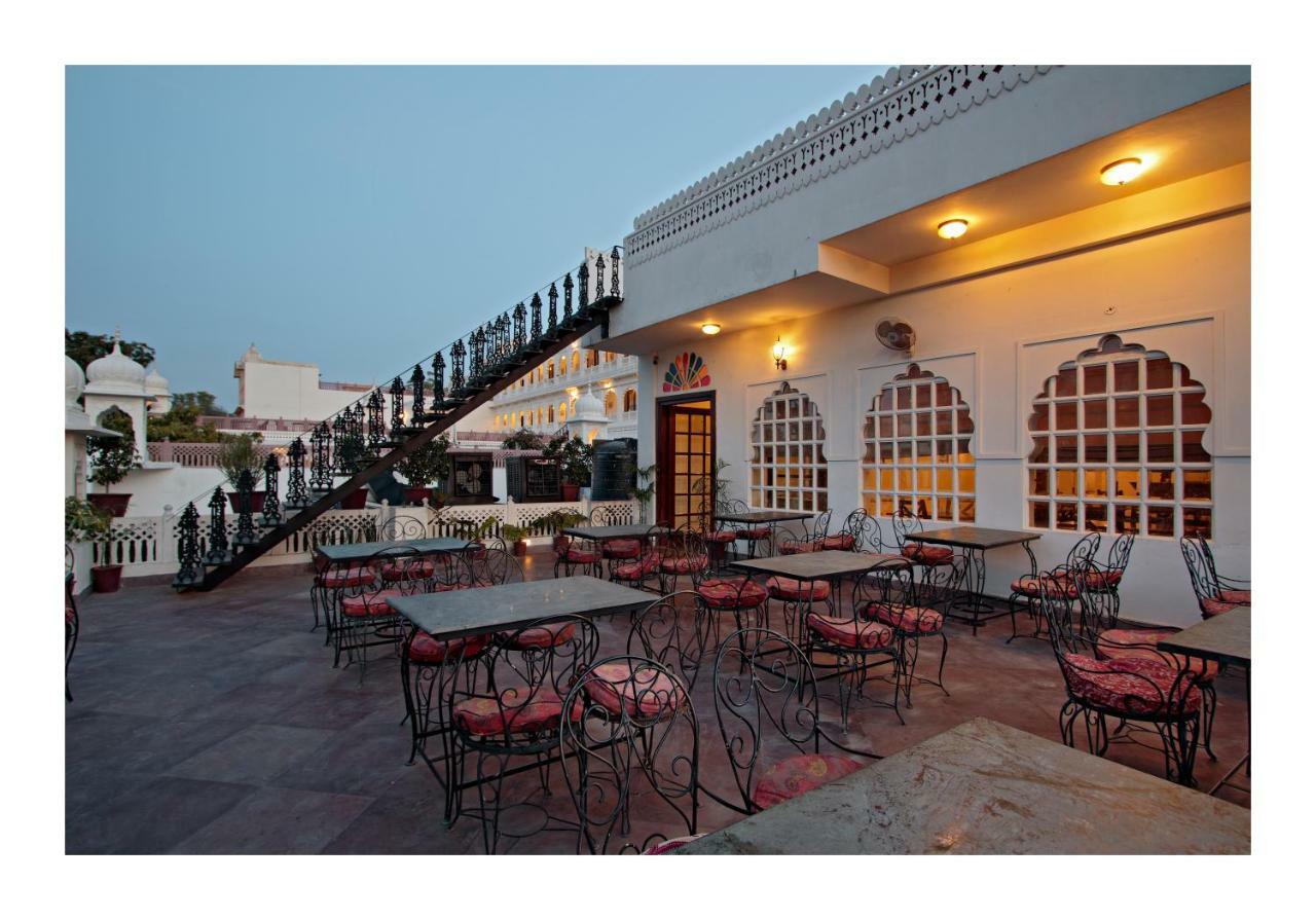 Heritage Khandwa Haveli Hotel Jaipur Bagian luar foto